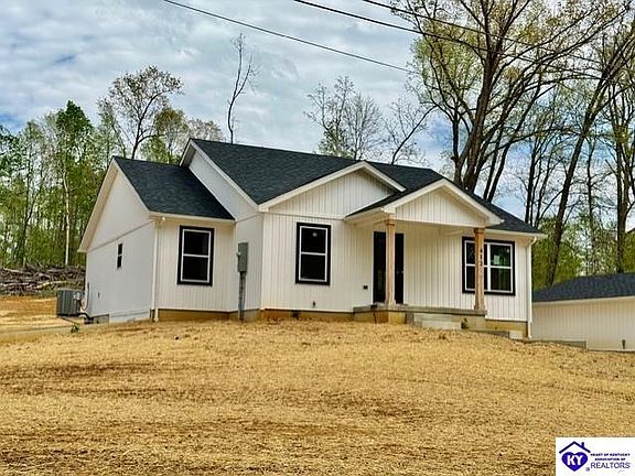 3rd image of 412 Woods Rd