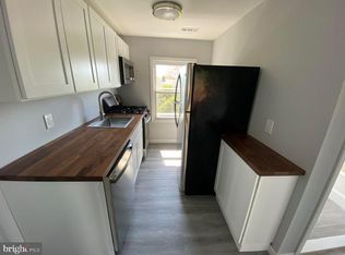 4 Columbia Ave, Stratford, NJ 08084