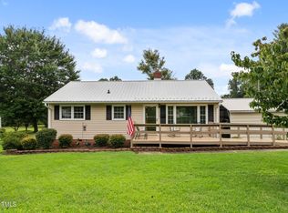 407 N 9th St, Mebane, NC 27302
