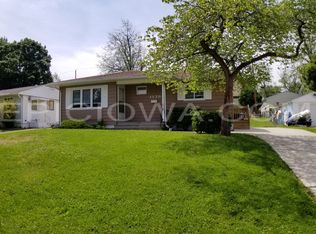 1139 Regent St NE, Cedar Rapids, IA