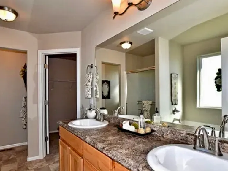 2154 Falling Leaf Dr — Photo 8