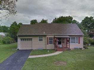 5000 W 50th Ter, Roeland Park, KS 66205
