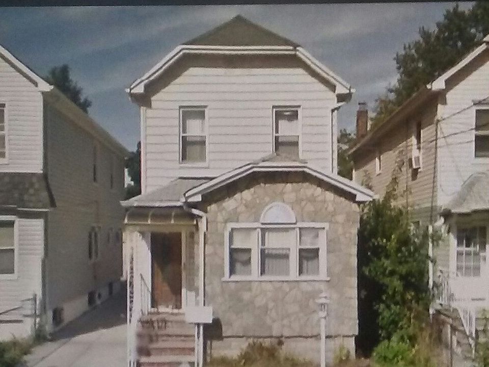1st image of 96-118 St
