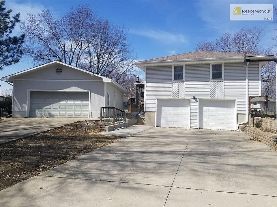 2 car attached garage and 4 car detached