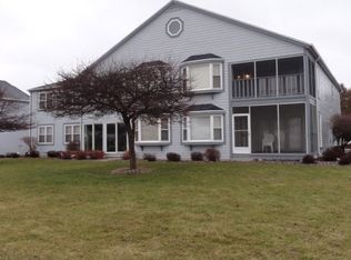 231 Captains Ct, Winneconne, WI 54986