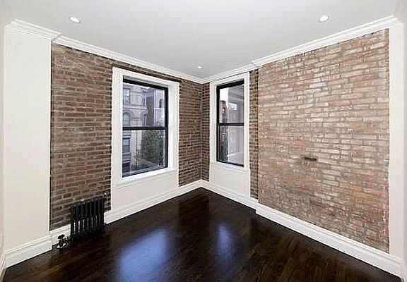 2nd image of 170 W 83rd St APT 5E