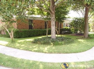 320 Palms Dr, Lafayette, LA 70503