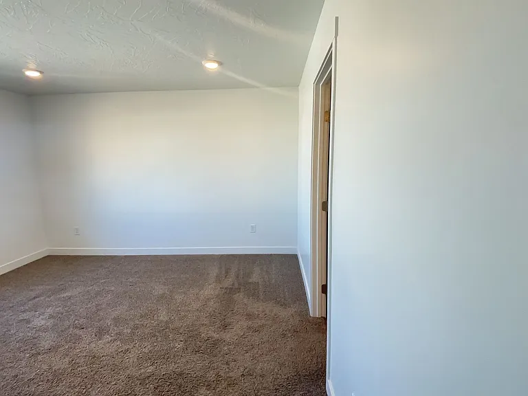 2972 W Ezra Dr — Photo 8
