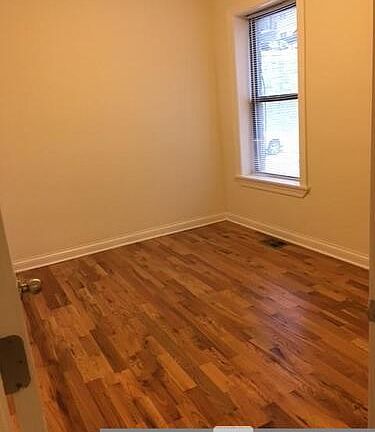 3rd image of 3823 N Fremont St #3827.5-W2