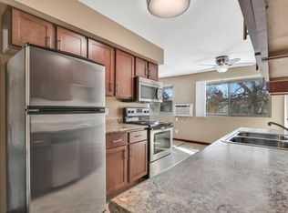 38 6th Ave S #17E779D98, Hopkins, MN 55343