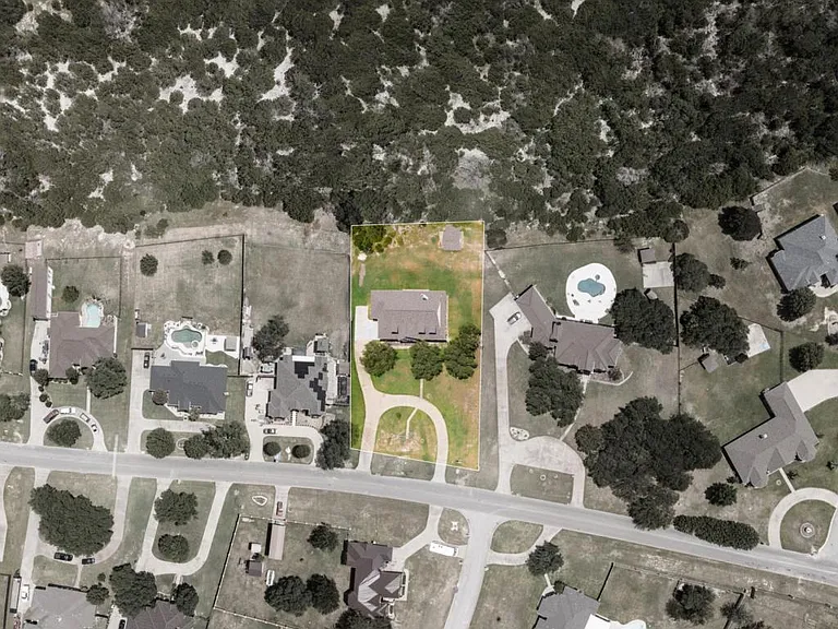 336 Skyline Dr — Photo 31