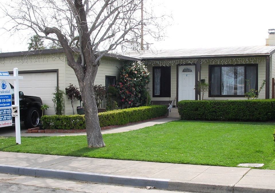 1st image of 1610 Noe Ave