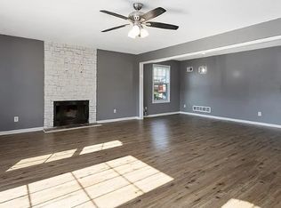 14011 Dunbar Ct, Grandview, MO 64030