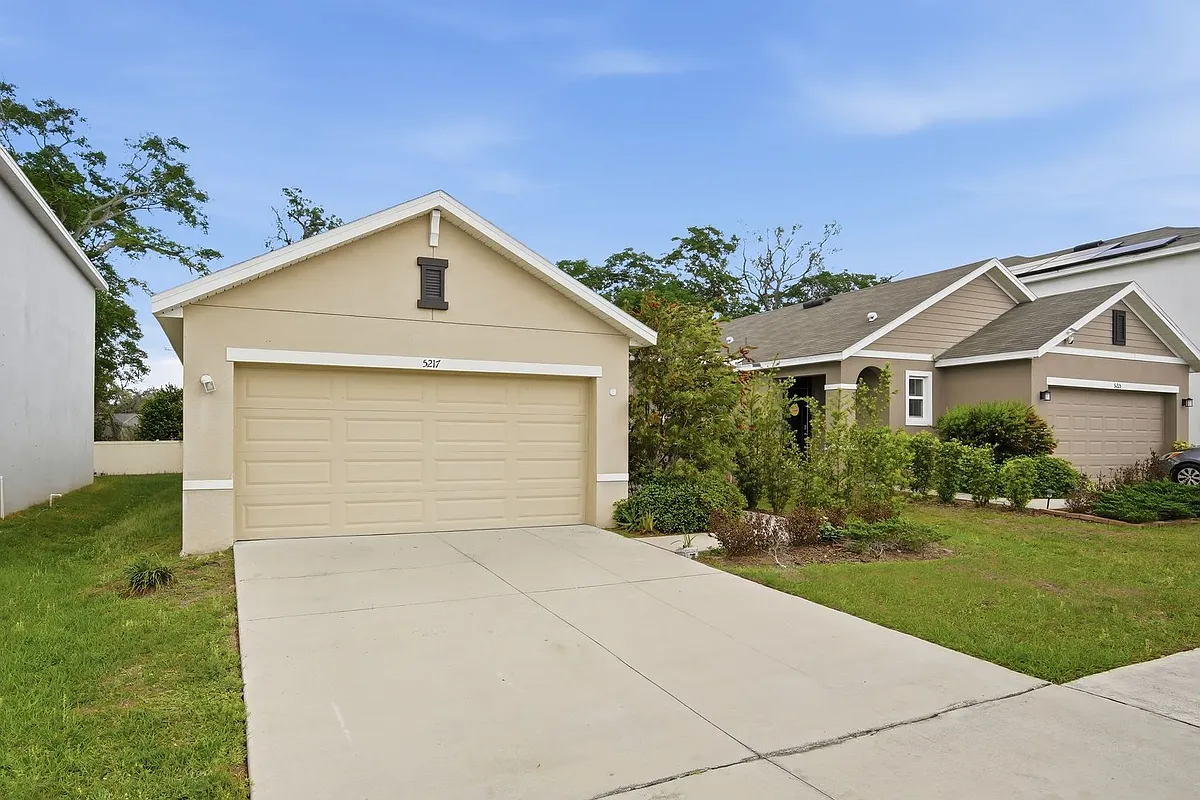Building Photo - 5217 Hillside Meadow Pl