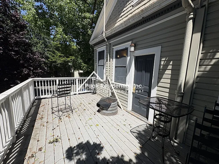 2400 I St — Photo 21