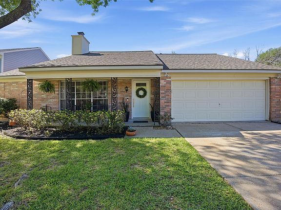 4th image of 12231 Flaxen Dr
