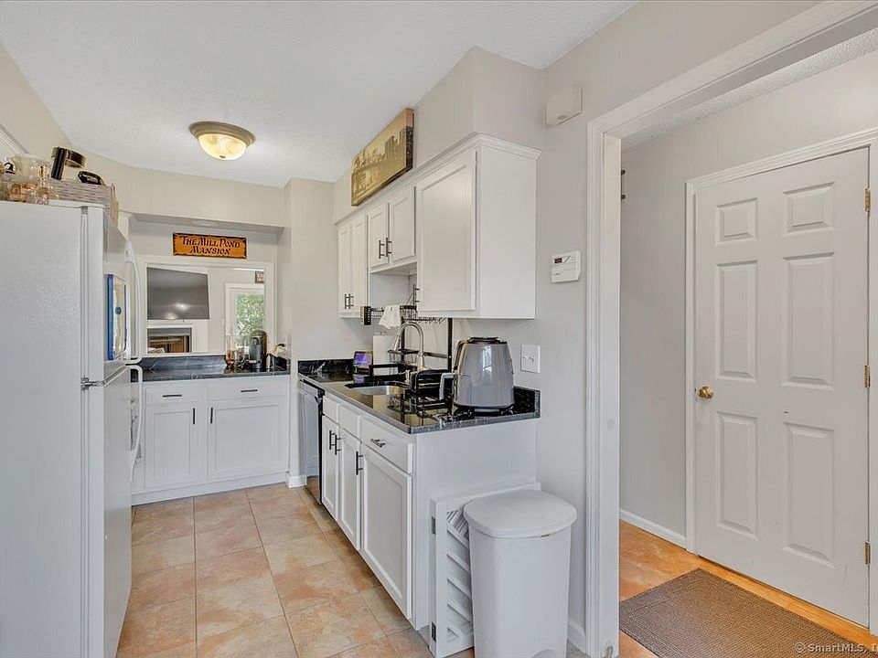 Strawbridge 207 Mill Pond Dr South Windsor CT Zillow