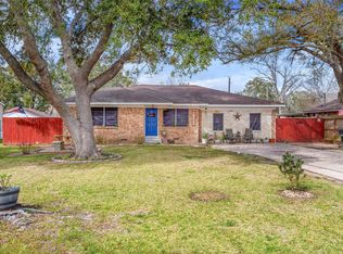 12222 23rd St, Santa Fe, TX 77510
