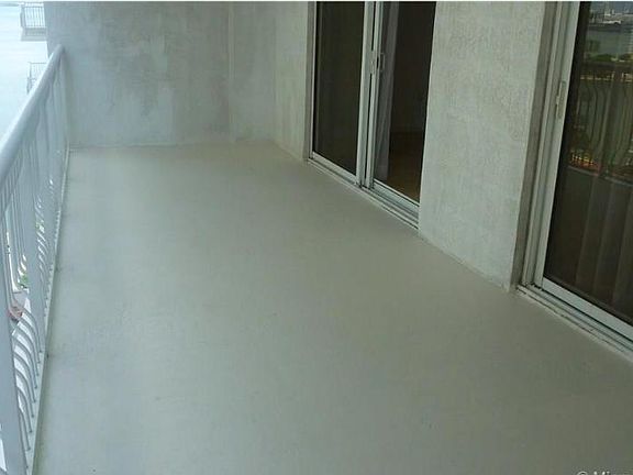 3rd image of 1200 Brickell Bay Dr #18