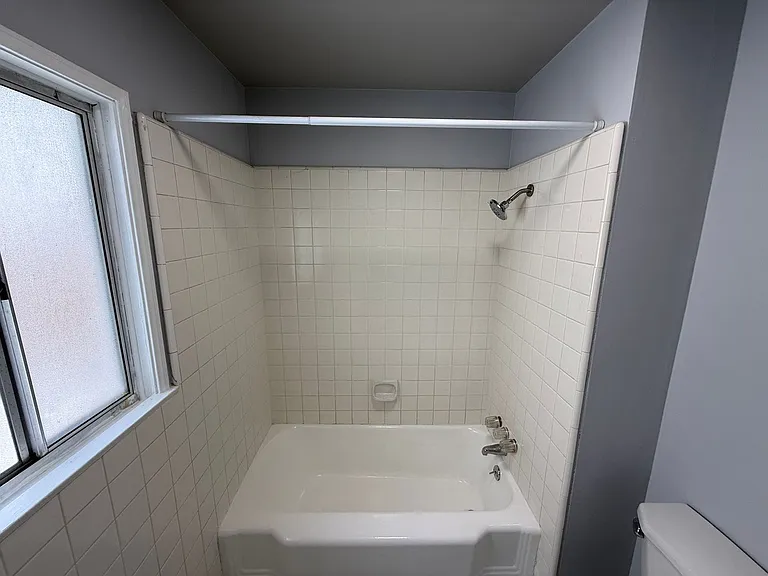 10712 Vena Ave — Photo 12
