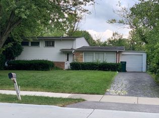 3425 Tamarind Dr, Northbrook, IL 60062