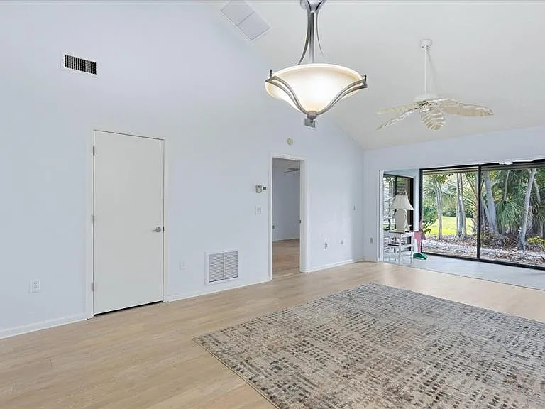5350 Myrtle St #48 — Photo 11