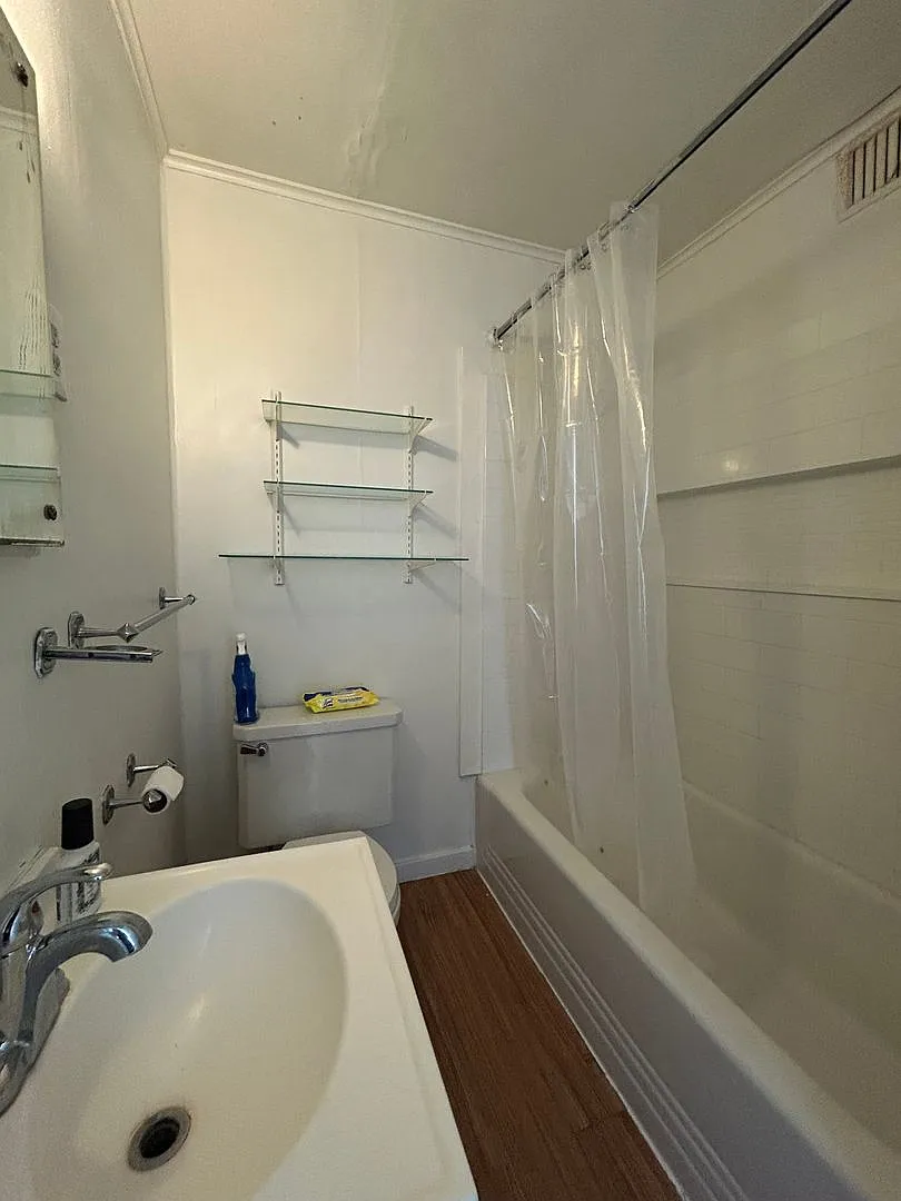 Century 21 Gold Rush - 1bed/bath Apartments Located in Fairbanks — Photo 2