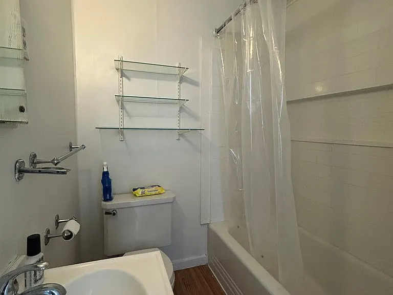 609.5 4th Ave — Photo 7