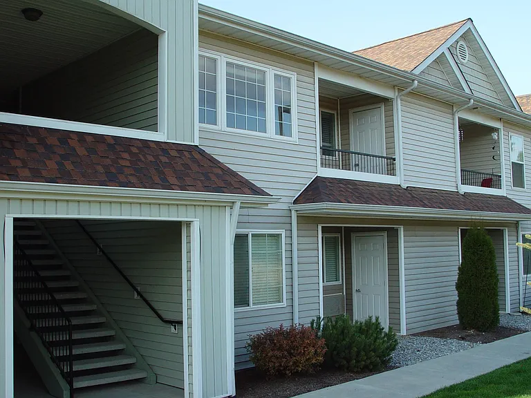 308 N Greensferry Rd #B206 — Photo 1