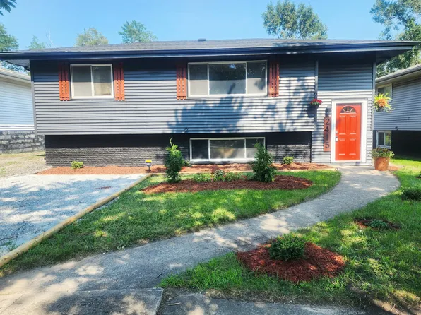 2415 Hendricks St, Gary, IN 46404