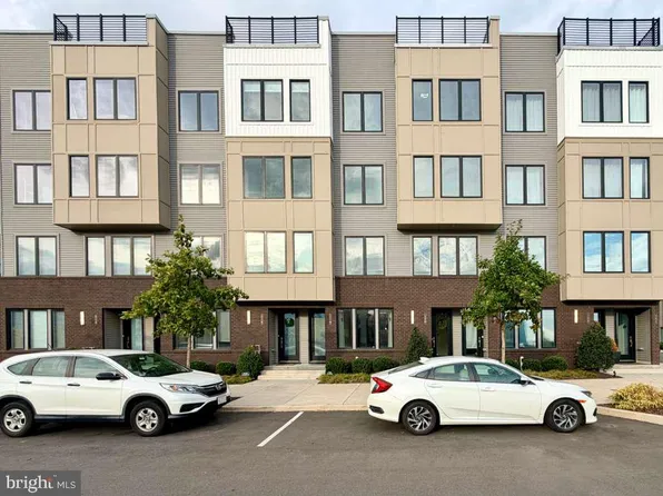 3100 Schirra Dr Unit 120, Philadelphia, PA 19125