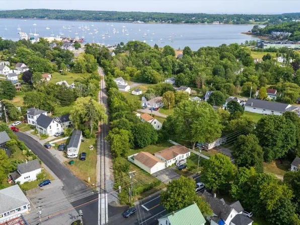 93 Main Street, Rockland, ME 04841