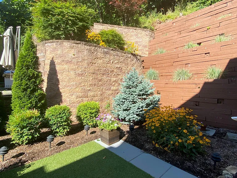 22 Veterans Way — Photo 5