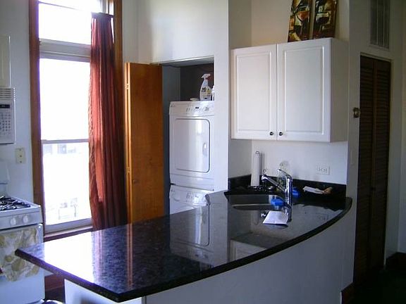 2nd image of 532 S Campbell Ave #3
