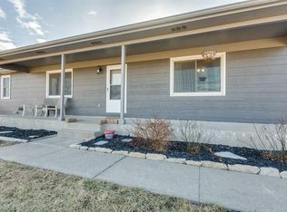10430 Bechtel Rd, Saint George, KS 66535