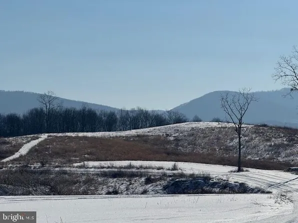 Morgantown Pike, Philippi, WV 26416