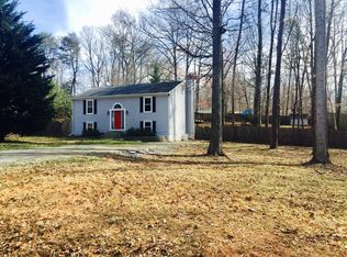 152 Woodland Dr, Stafford, VA 22556