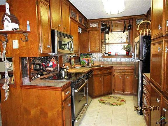 3rd image of 172 County Road 3107