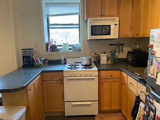 Rented by Chartwell Manhattan Realty | media 5