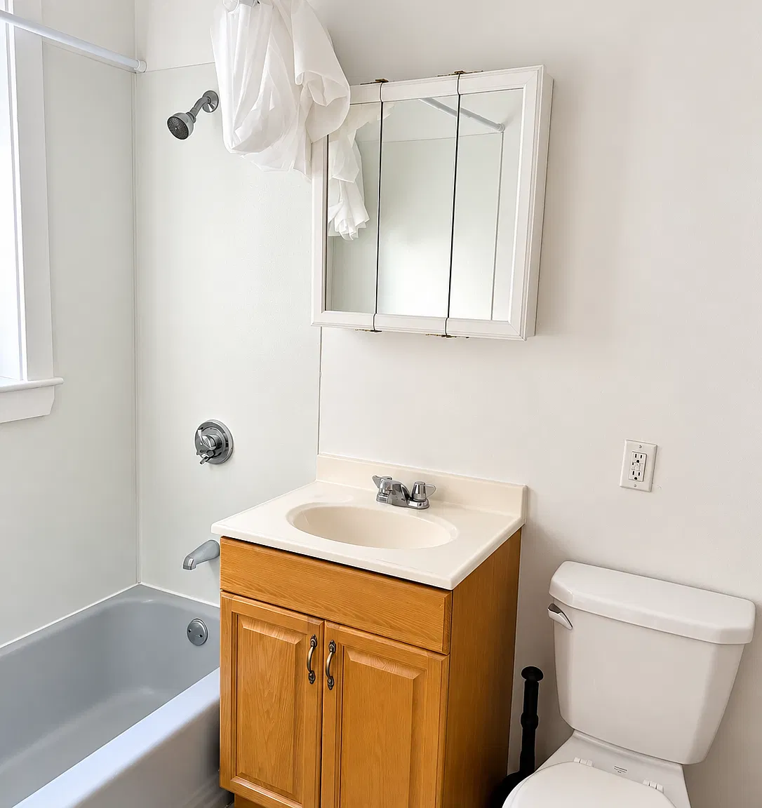 2 bed, 800 sqft, $2,995 — Photo 4