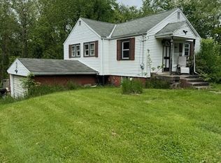 4465 Eastland Ave, Louisville, OH 44641