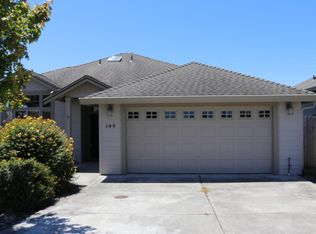 195 Shadowbrook St, Loleta, CA 95551