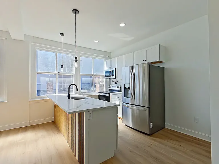 148 Barrett St — Photo 26