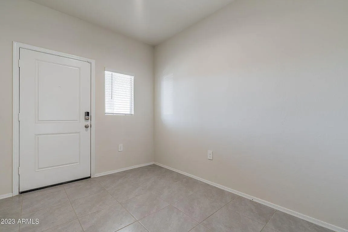 Building Photo - 5206 E Gummite Dr