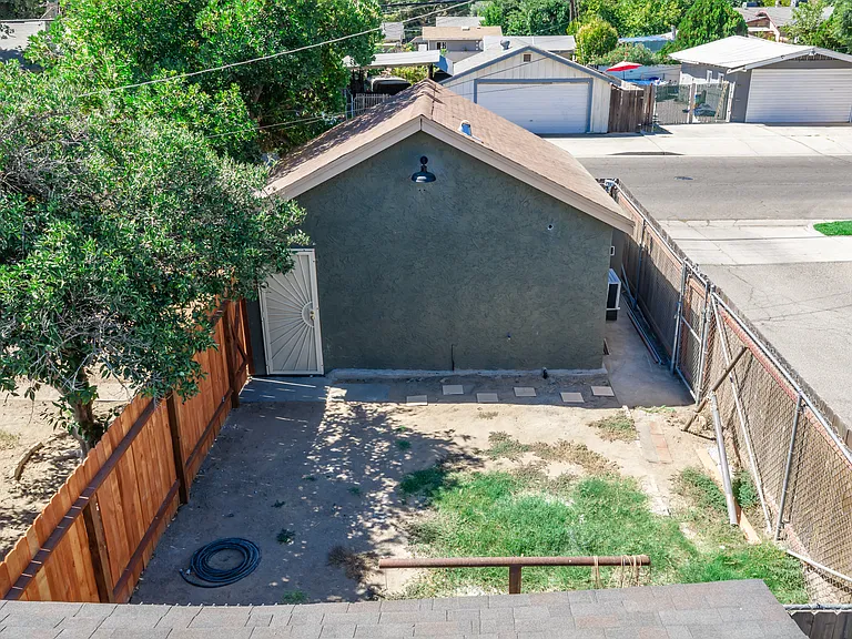 1503 N Glenn Ave #B — Photo 12