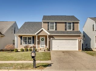 4516 Fallen Apple Ln, Louisville, KY 40218