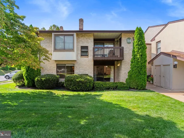 1402 Raintree Ln #1402, Malvern, PA 19355