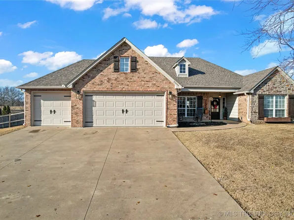 22484 Riverwood Ct, Claremore, OK 74019