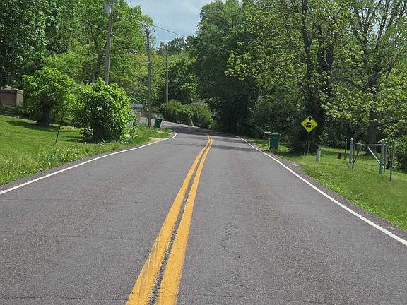 4th image of 4287 Flucom Rd