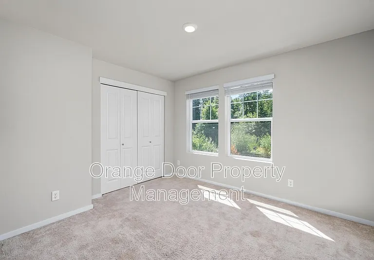 5611 151st Street Ct E — Photo 13
